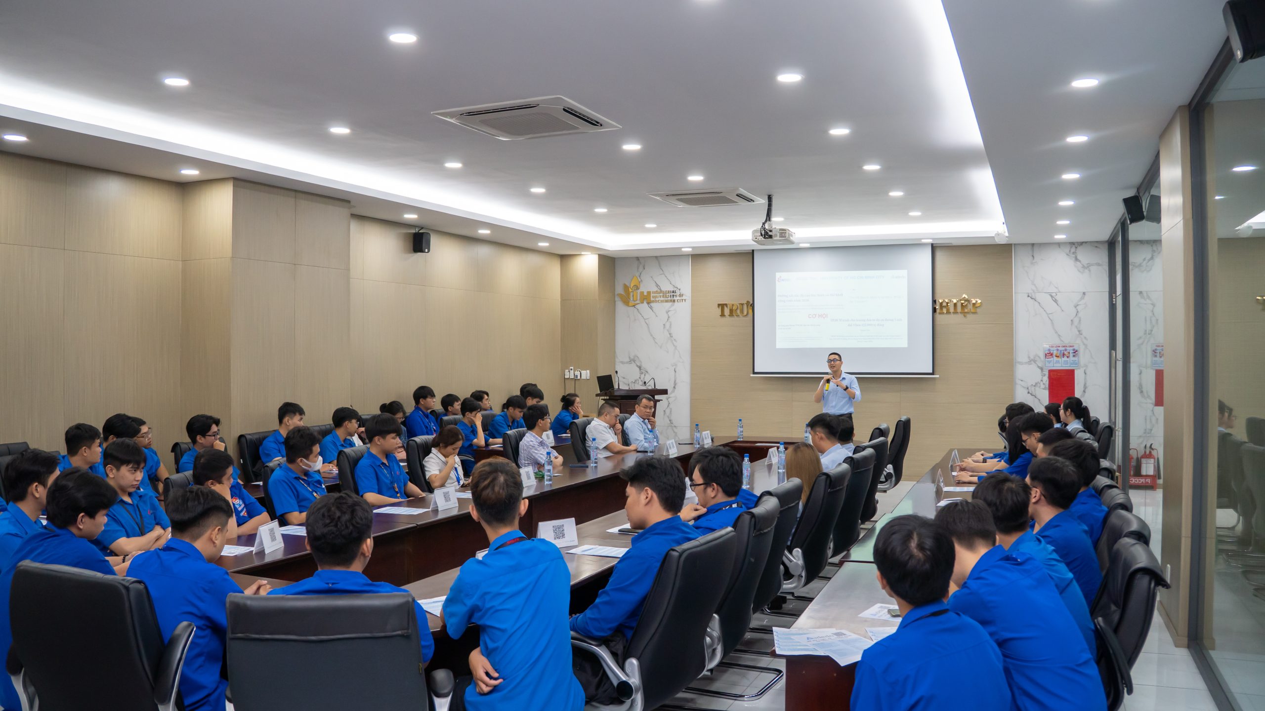 aideo accompanies iuh to expand internship and job opportunities in an international environment for construction students